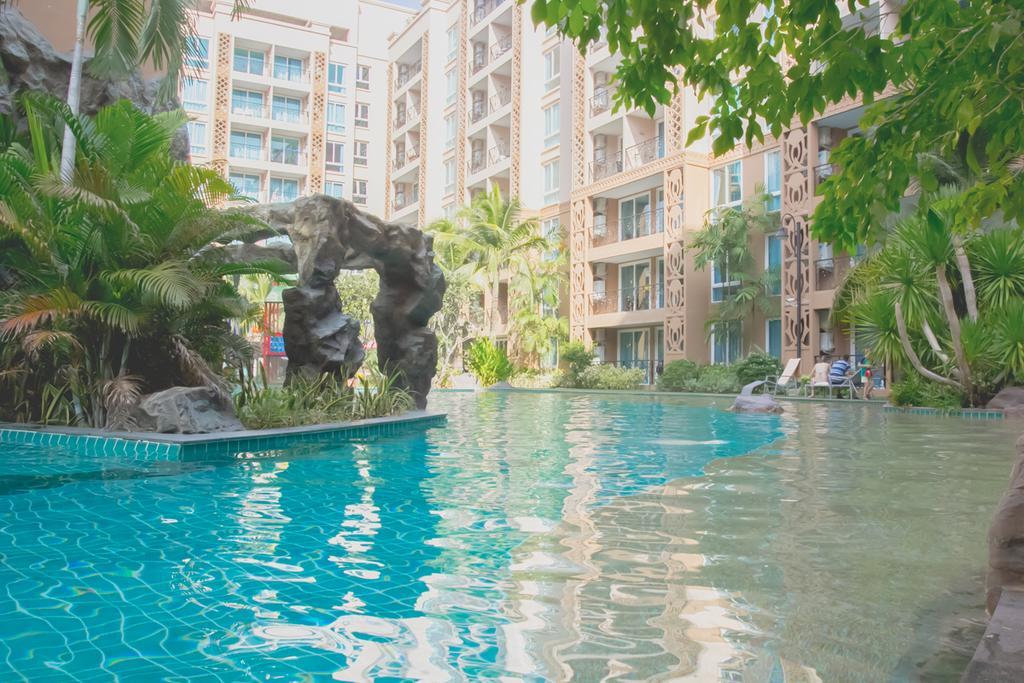 Atlantis Pattaya By Lj *