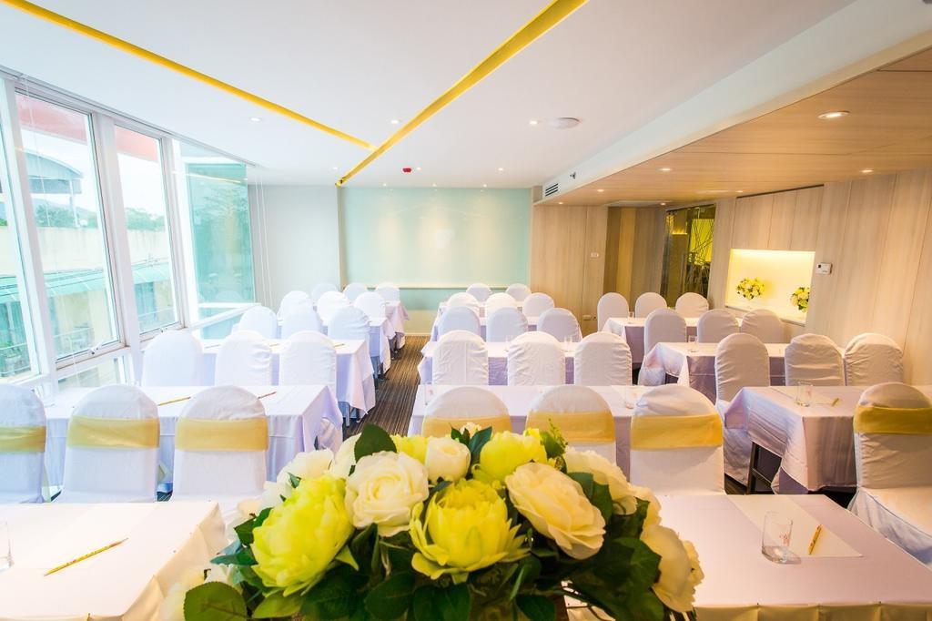 Hotel Crystal Yai