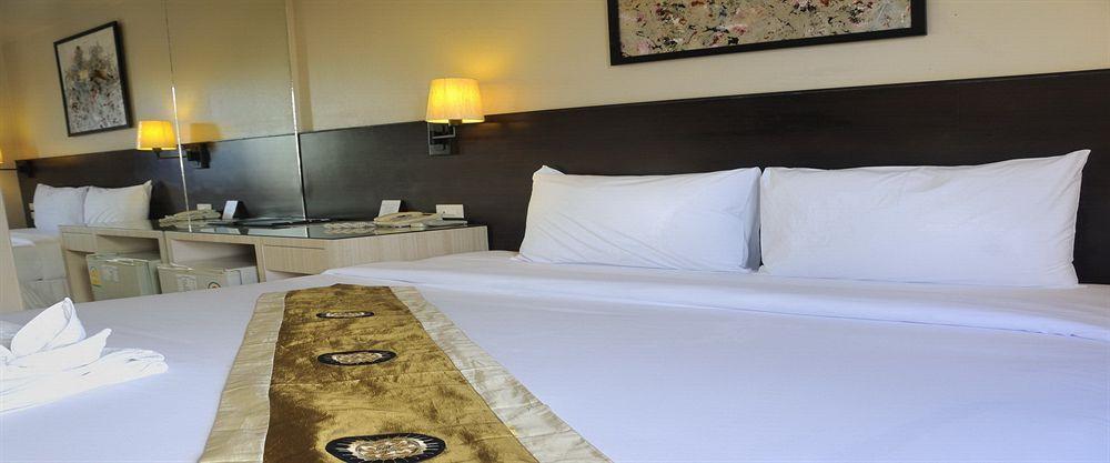 @ White Hotel