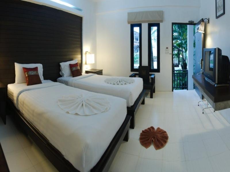 Hotel Holiday Park 3*