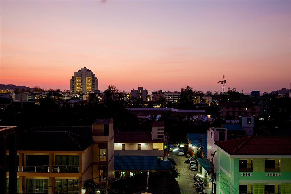 Backstage Hotel 3*