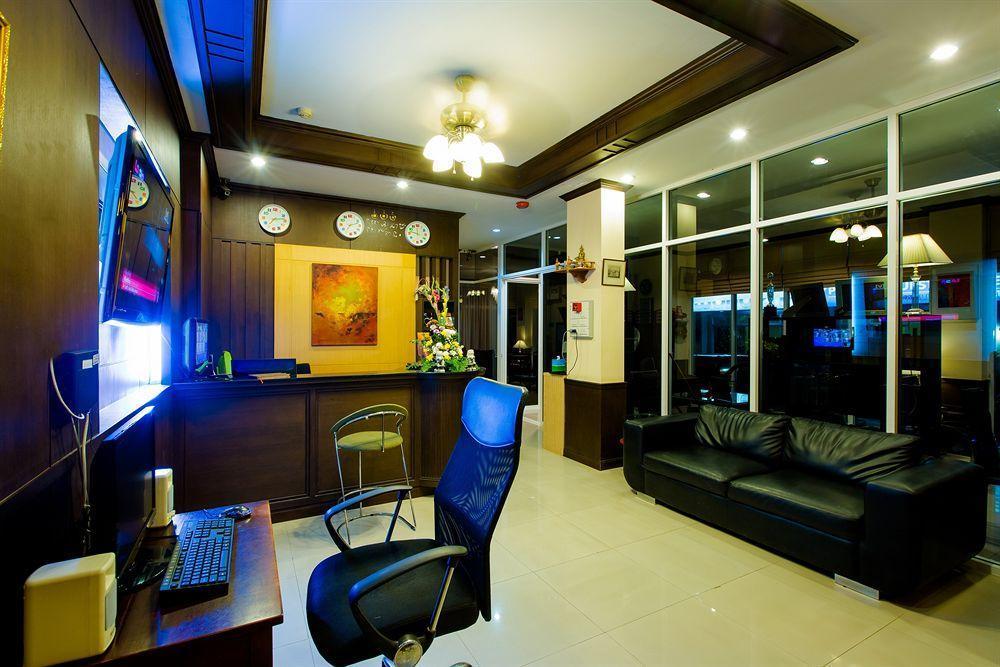 Backstage 3* Patong