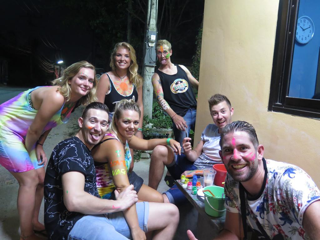 Sleep Tight At Koh Phangan