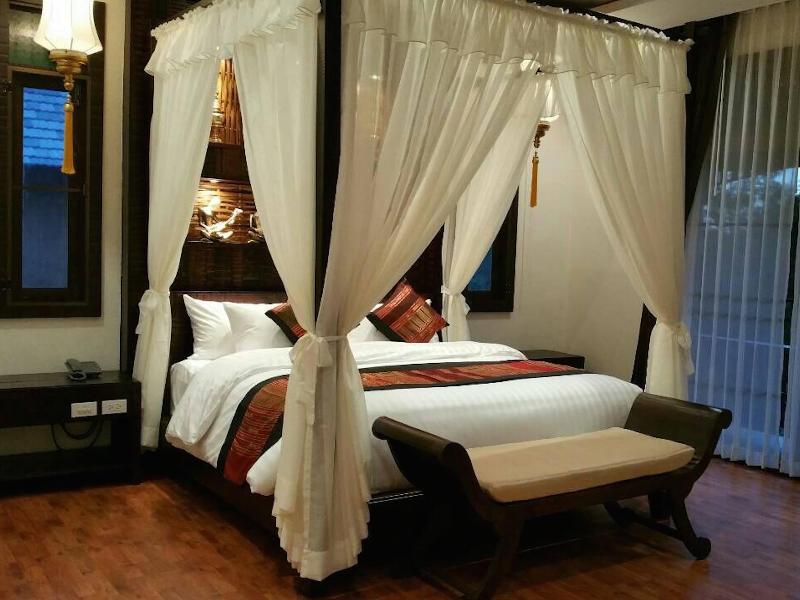 Away Hot Spring Hotel