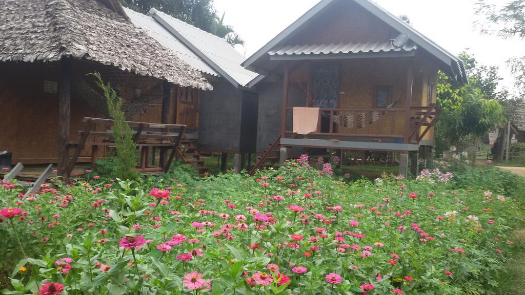 Family Hut Resort