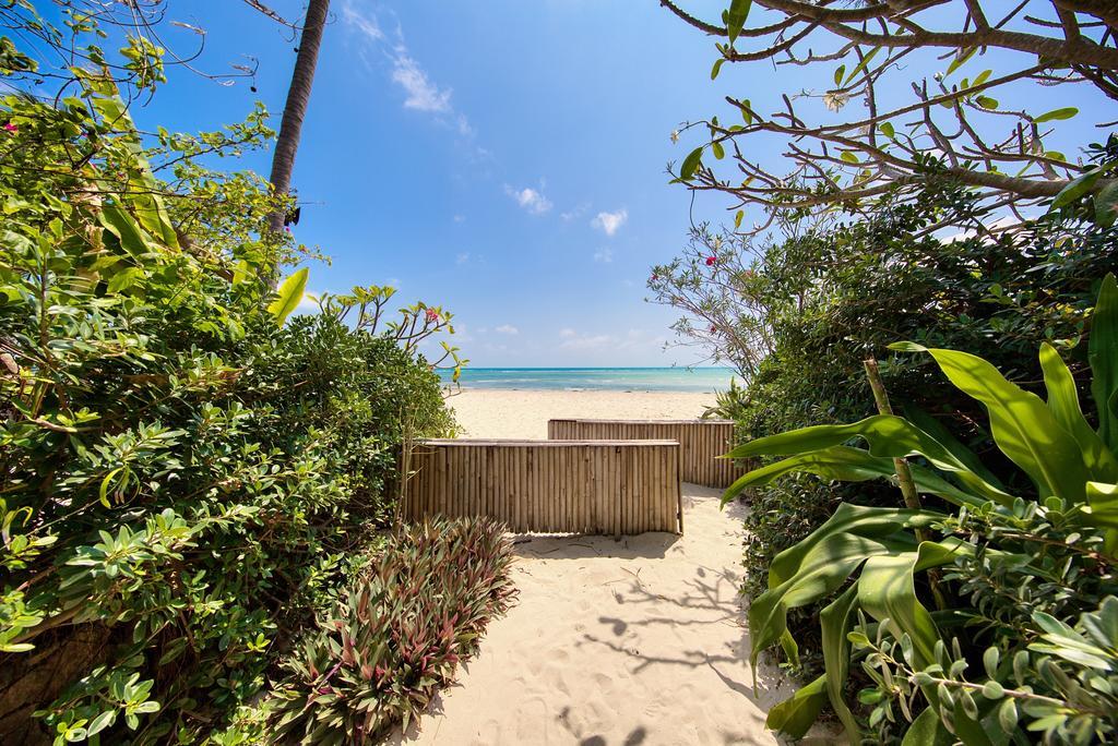 Baan Buaa - Beachside 3 Bed Pool *