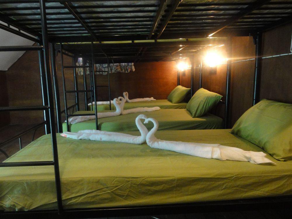 Jenny Hostel *