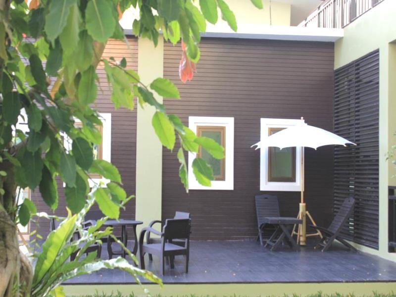 Koh Loi Hotel