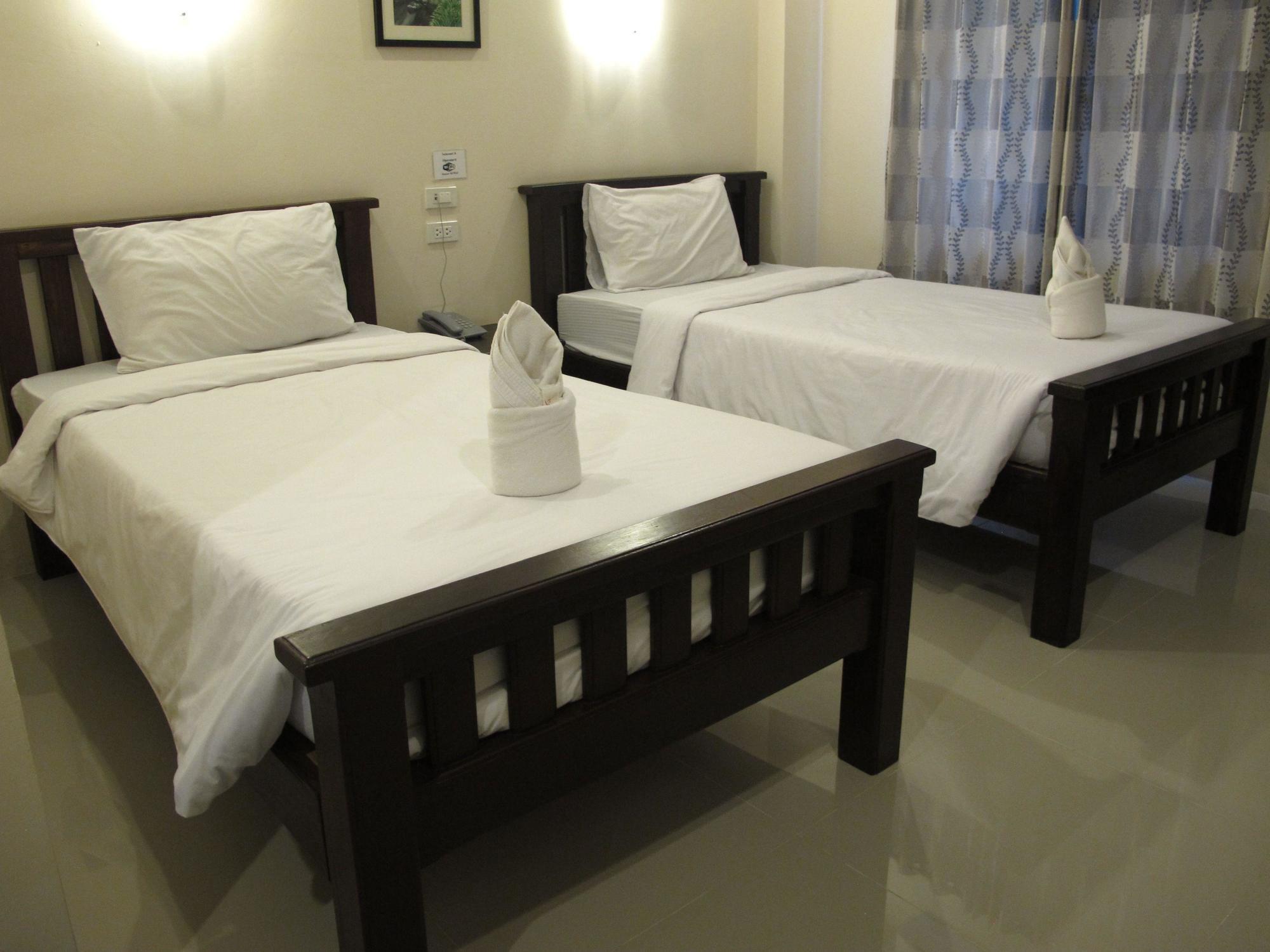 Hotel Koh Loi 2*