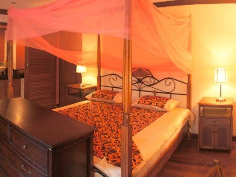Thongson Bay Villas Hotel *