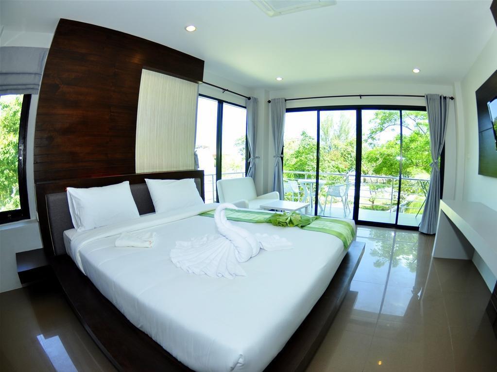 Ton Sai Tropical Island Phi Phi Don