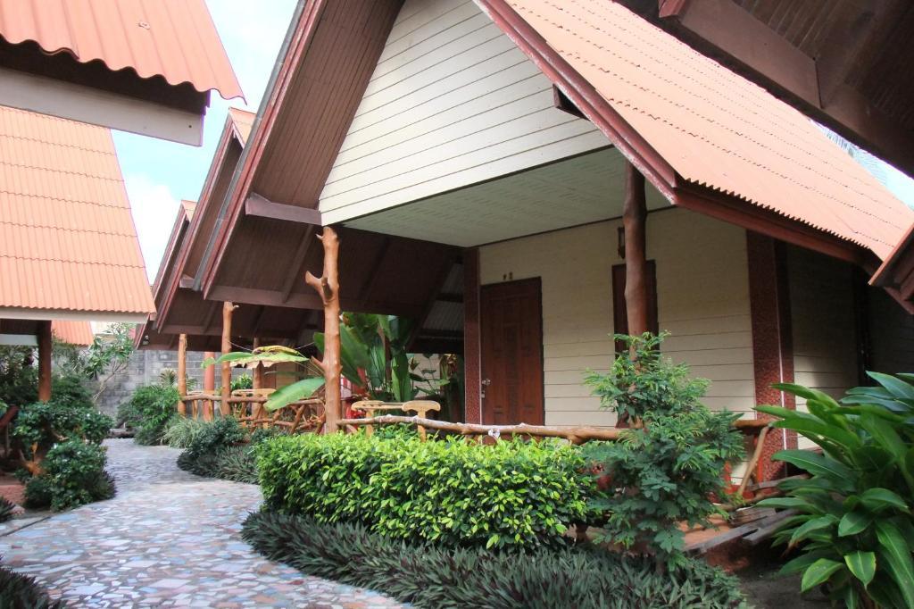 Friendly & Ko Pha Ngan