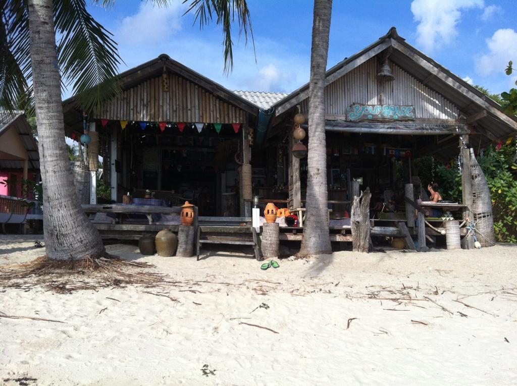 The Sand Terrace * Baan Tai