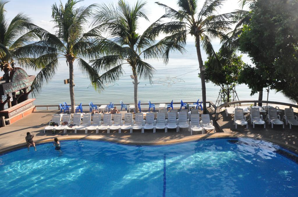 Coral Resort