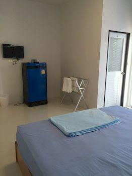Guest house Baan Chorn Thong 2*