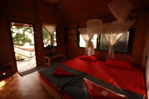 Resort Leela Beach Bungalow 2*