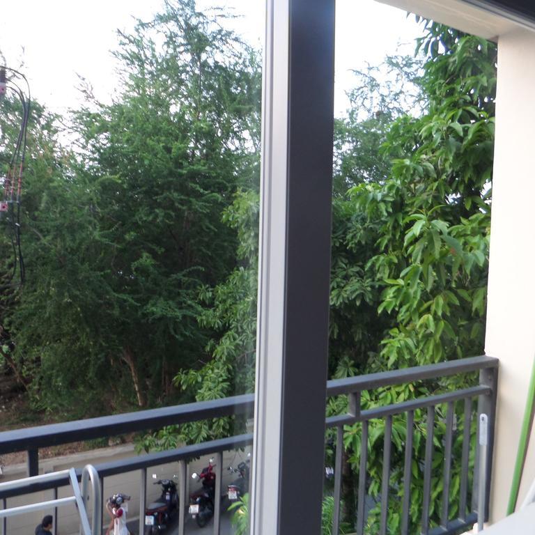 Apartment Park Lane Condominium *