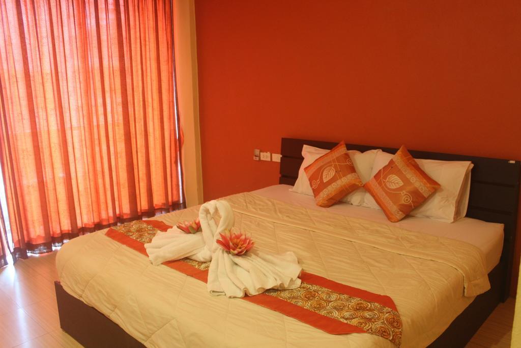 Nichakarn Massage & House Guest house *