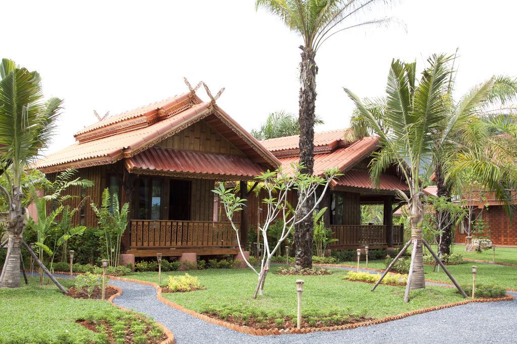 Thalane Palm Paradise