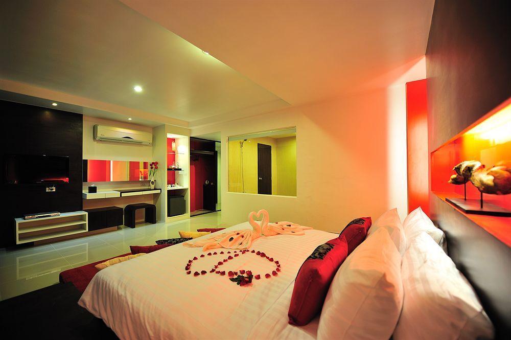 Hotel Alfresco Phuket 3*