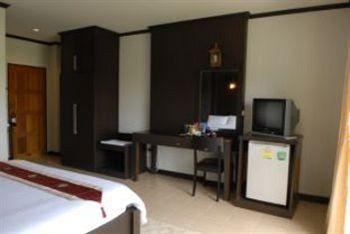 Hotel Lanta Thip House By Swiss-belhotel - Sha 3*