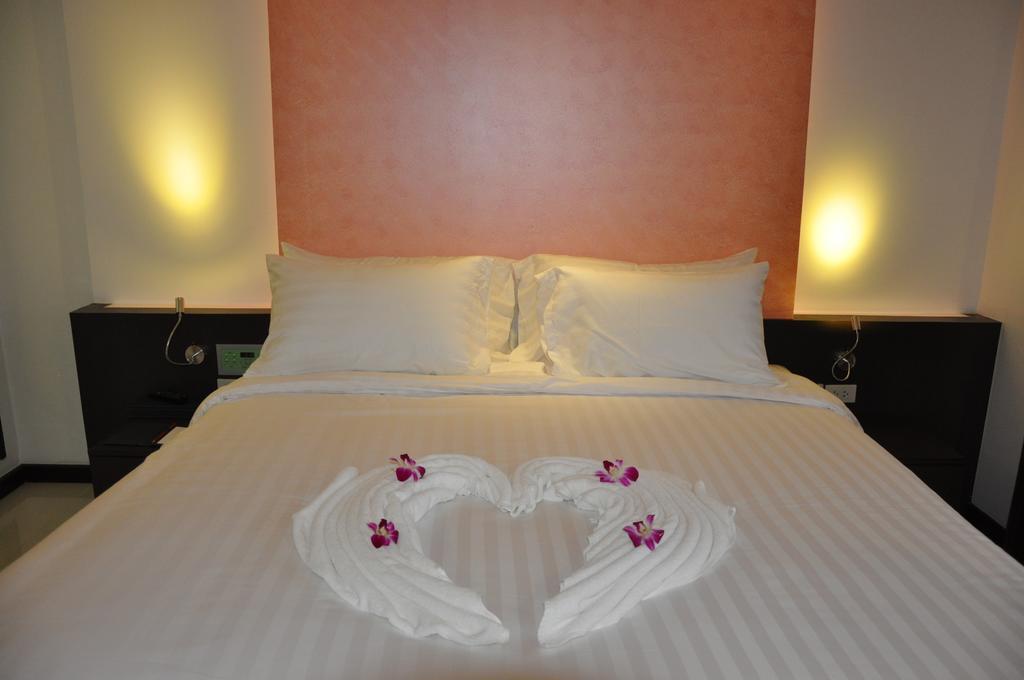 Hotel The Gallery At 4*
