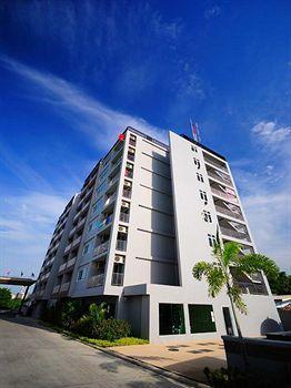 Oyo 829 Royal Thai Hotel Jomtien Beach