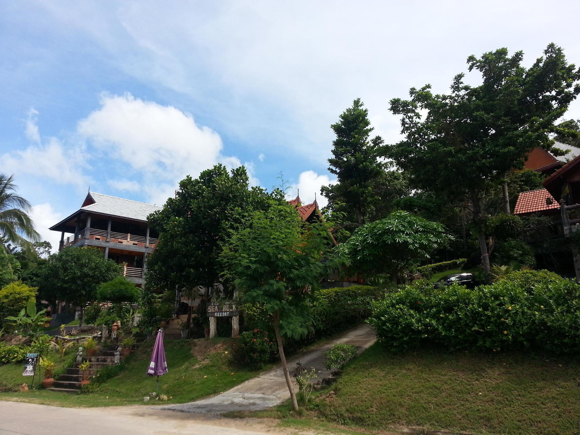 Sea Rock Resort