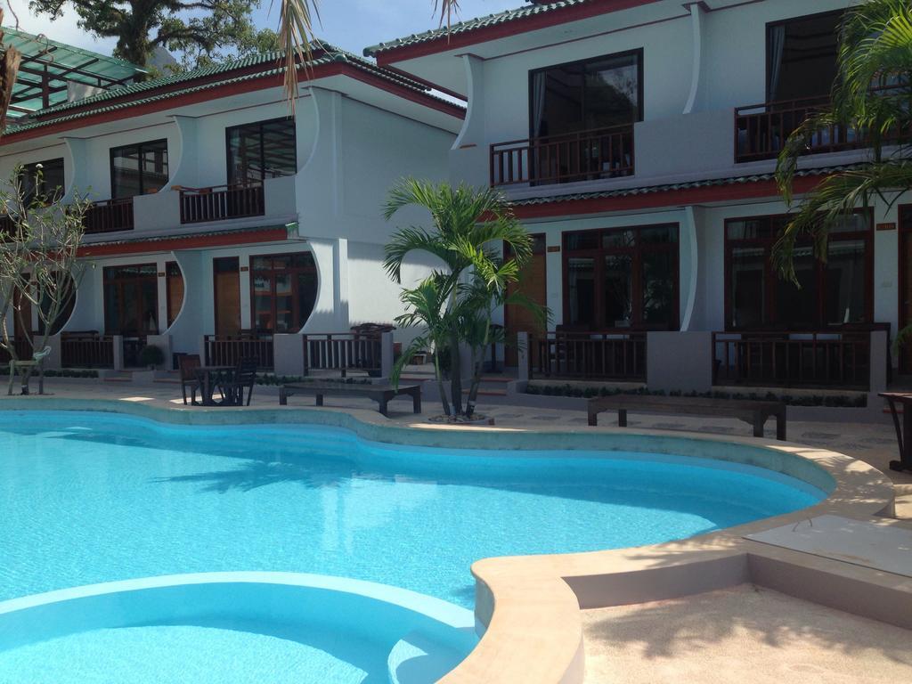 Hotel Bamboo @