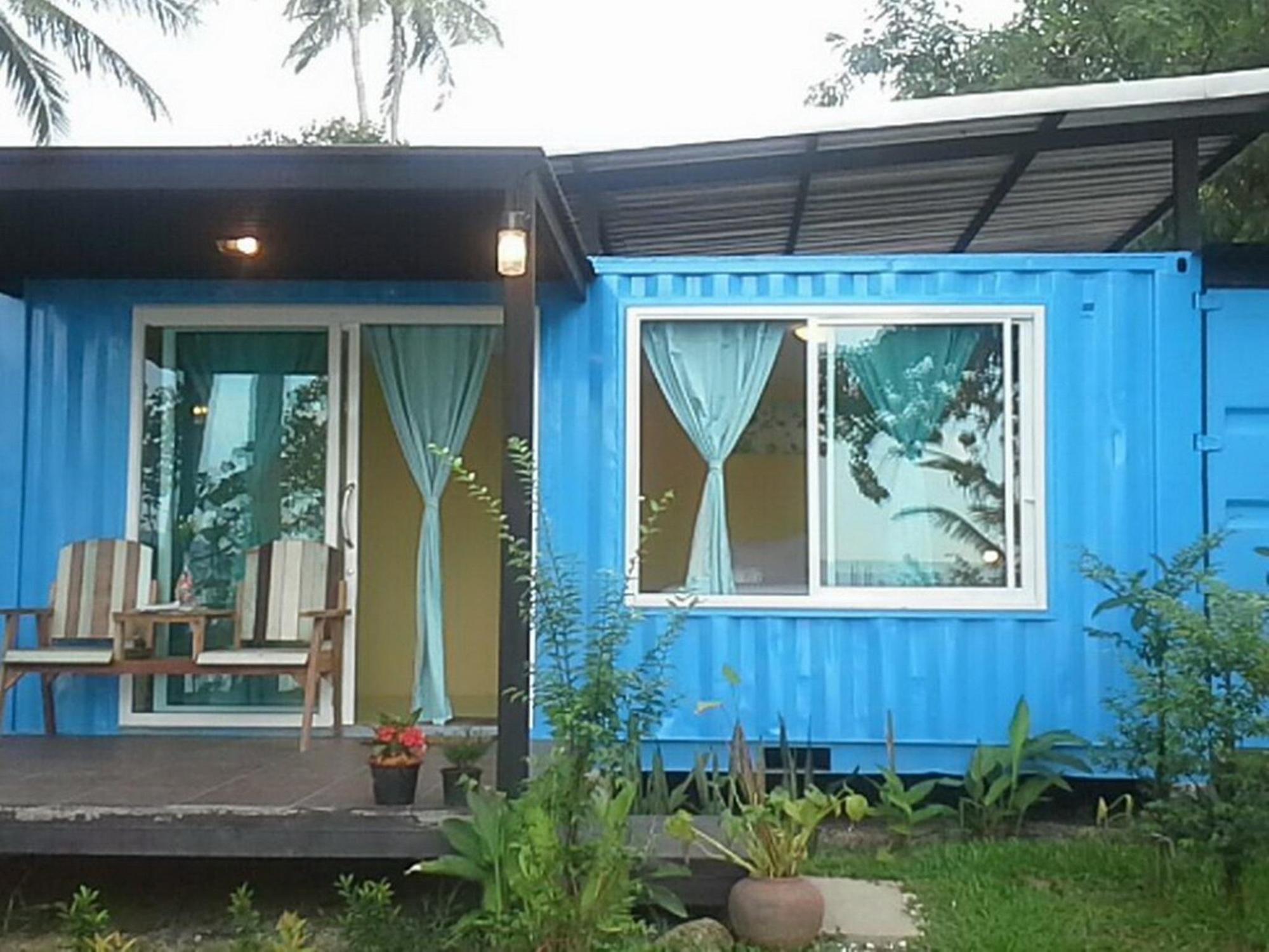 Think & Retro Cafe Samui