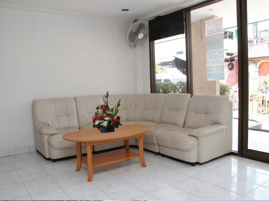 Welcome @ Karon Beach. Single From Only 500 Baht Casa de hóspedes