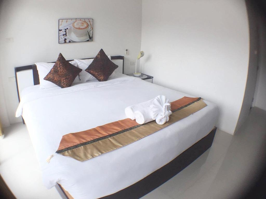 Guest house Swiss House *