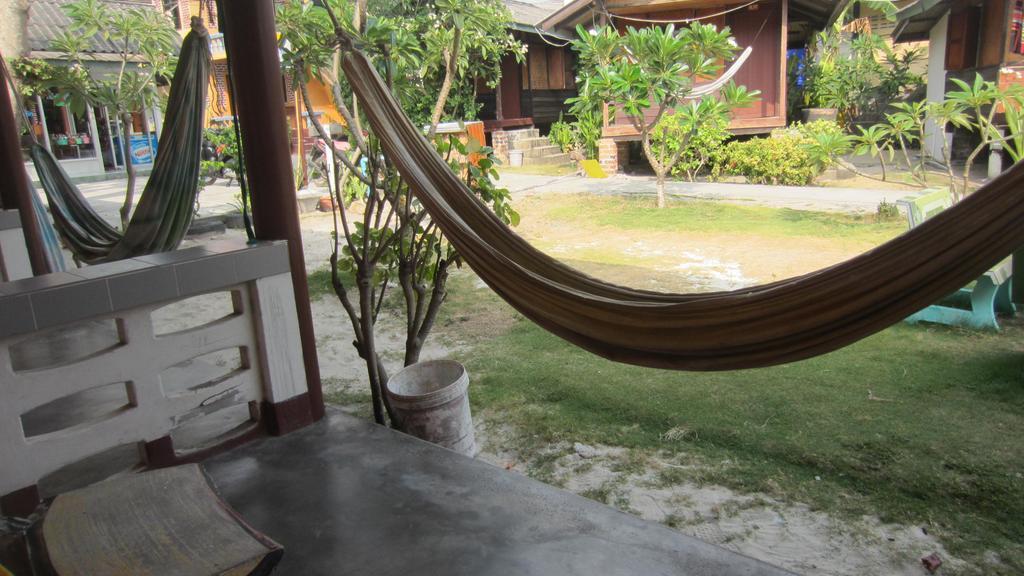 Charung 3* Haad Rin