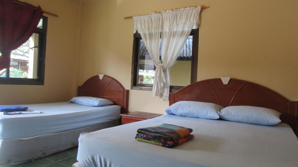 Charung Hotel 3*