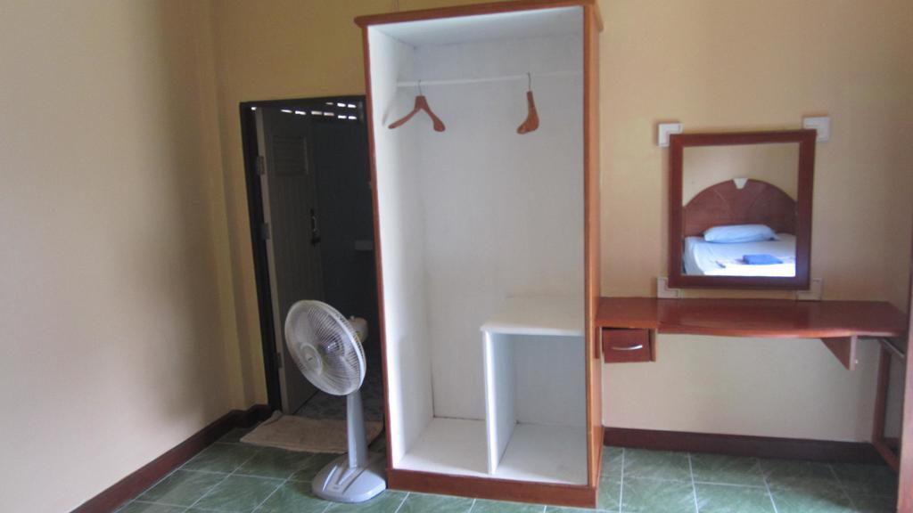 Charung 3*