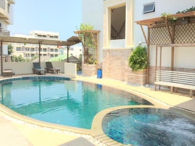 Tanawit & Hotel 3*