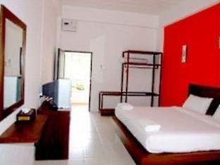 22 Seasons Hotel