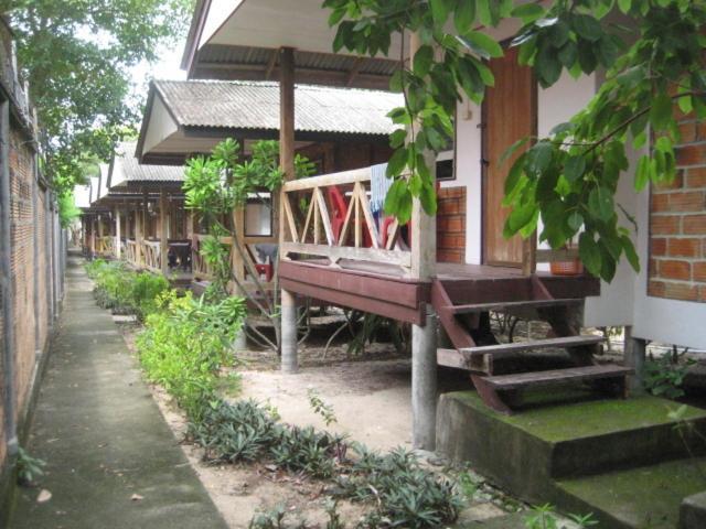 Calm Resort 2*