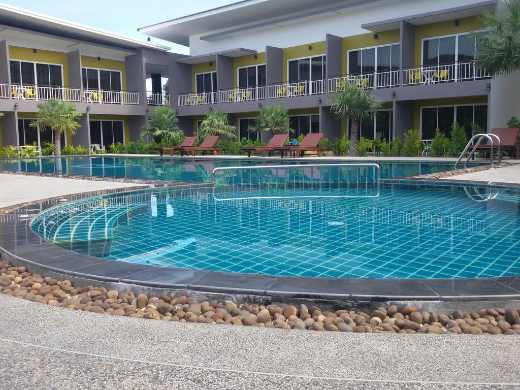 Gypsy Sea View Resort- Island Phi Phi Don