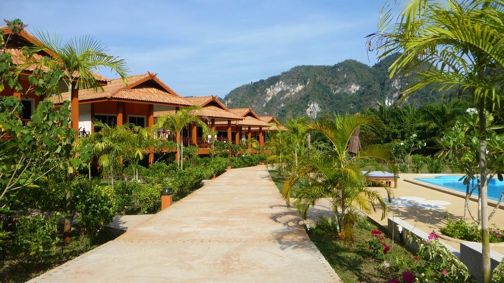 Hotel Khao Sok Jasmine Garden - Sha Certified