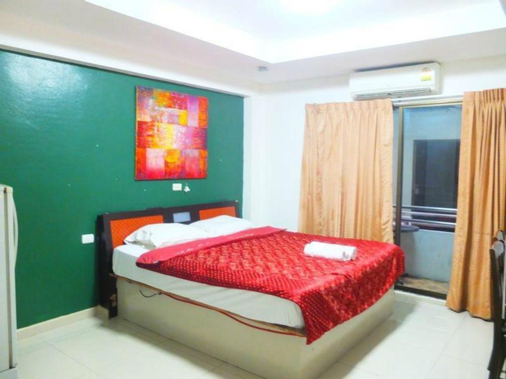 Casa de hóspedes Piza 24 Pattaya