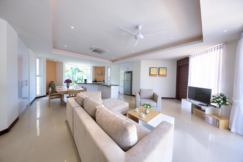 Baan Rim Talay