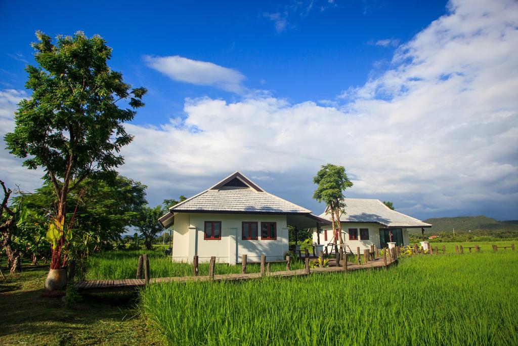 Guest house Ban Na Loam