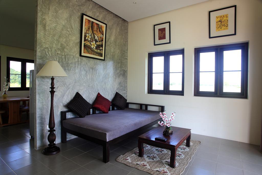 Ban Na Loam Chiang Mai