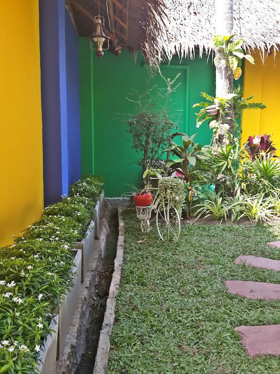 Albergue Wok & The Much Thongsala