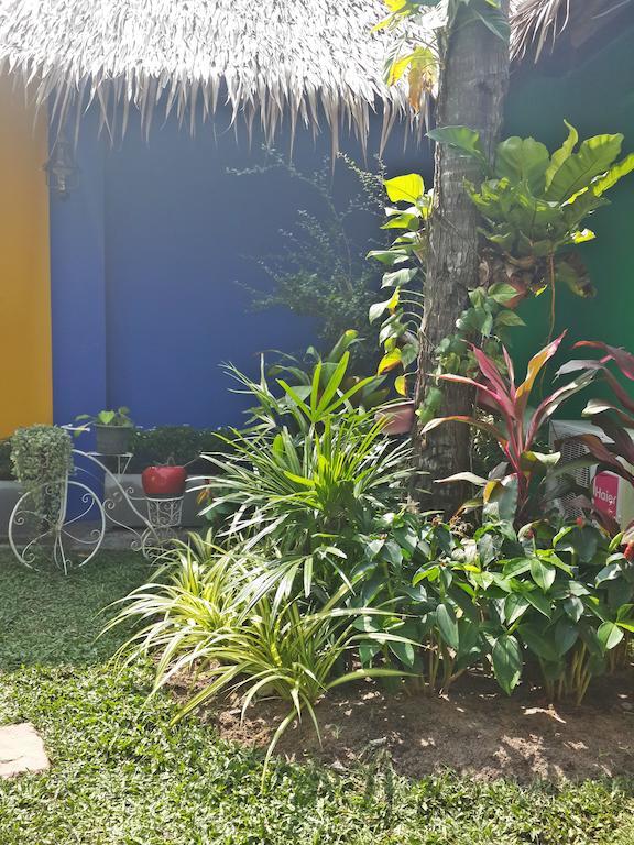 Albergue Wok & The Much Thongsala
