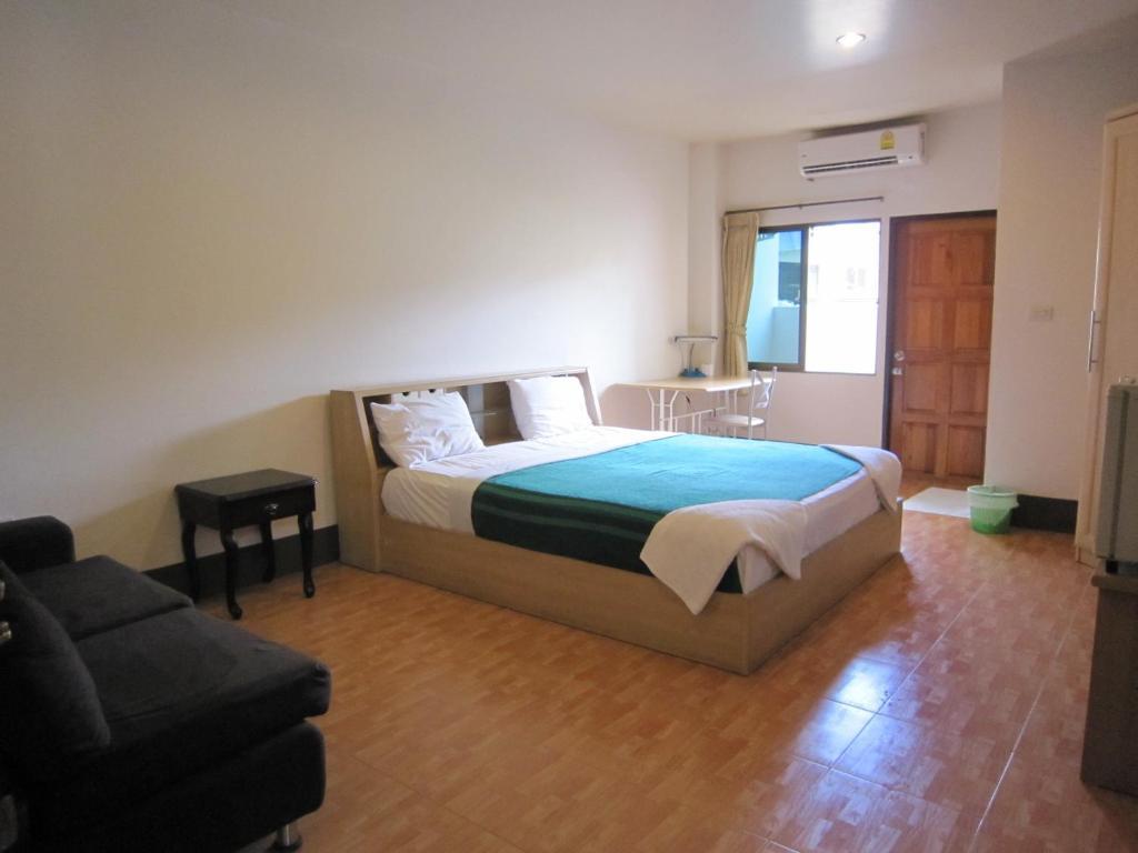 Ashram Kha Nab Nam 2*
