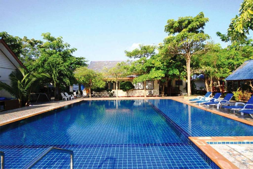 Resort Andaman Legacy 3*