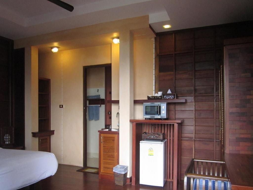 Resort Kata Hiview Karon