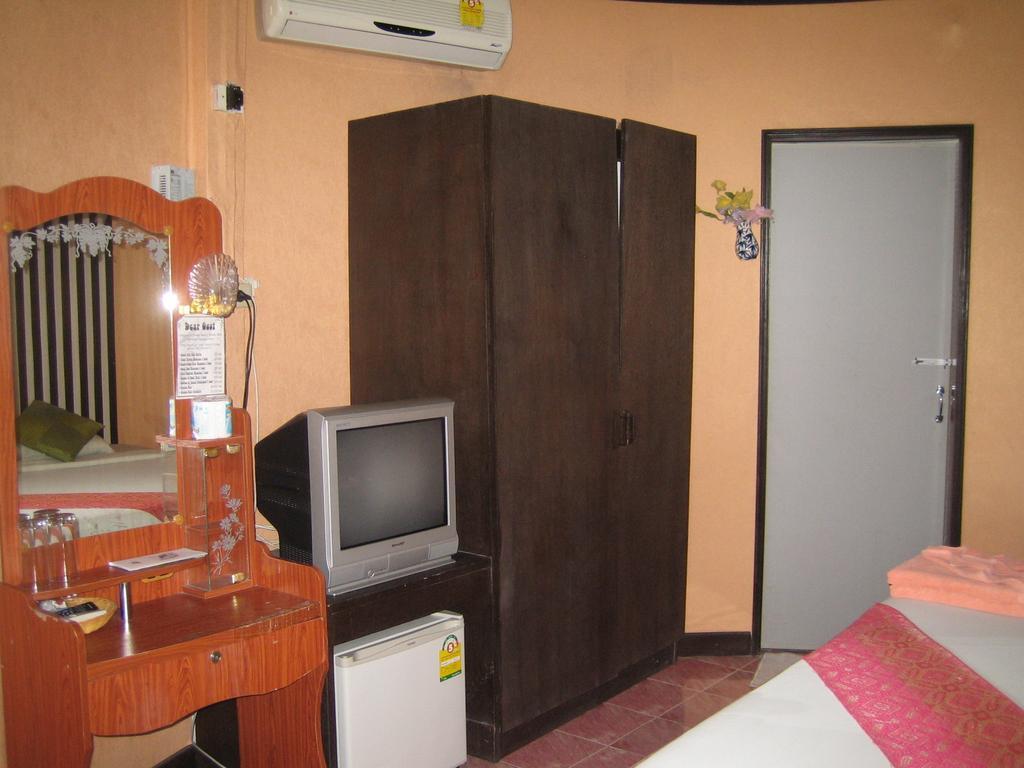 Apartment Power *